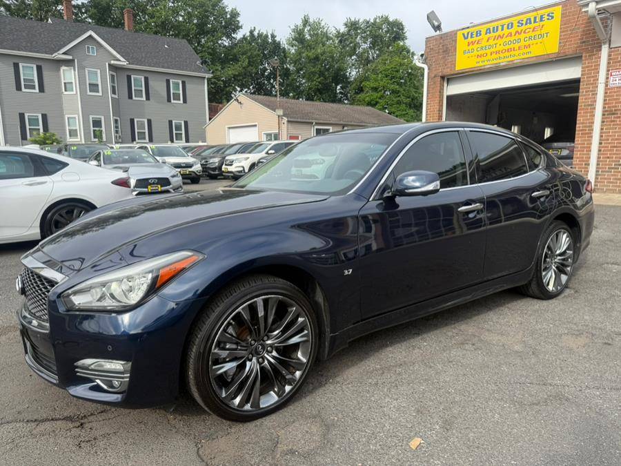 2016 INFINITI Q70 3.7x — Sedan — 123,005 mi — Hartford, CT