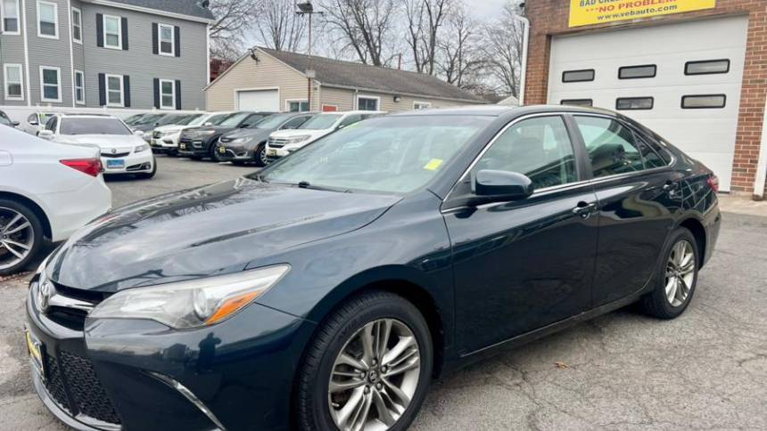 2016 Toyota Camry SE — Sedan — 93,970 mi — Hartford, CT