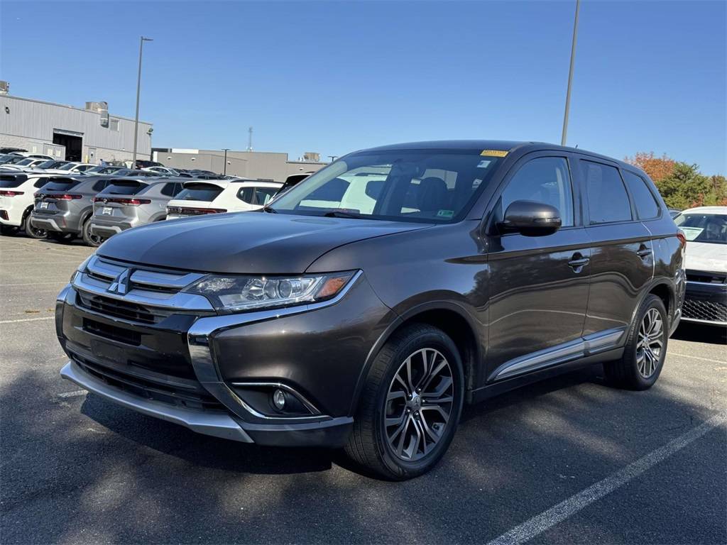 2016 Mitsubishi Outlander SE — SUV — 152,287 mi — Fredericksburg, VA
