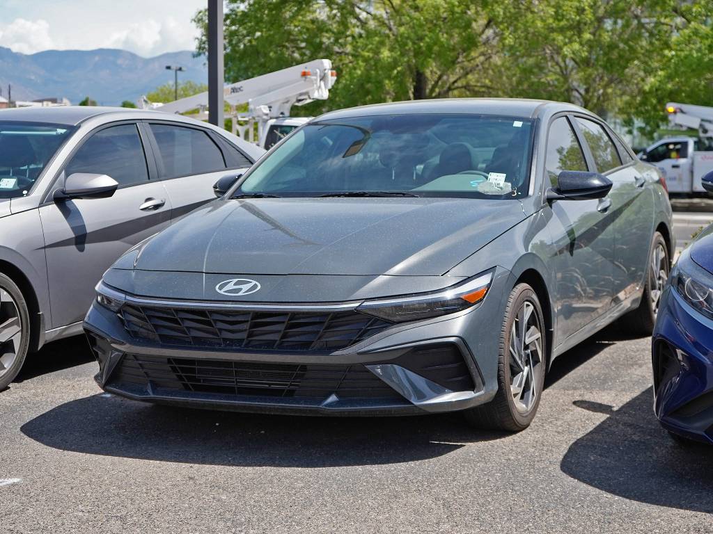 2025 Hyundai Elantra SEL Sport — Sedan — 16,617 mi — Alburquerque, NM