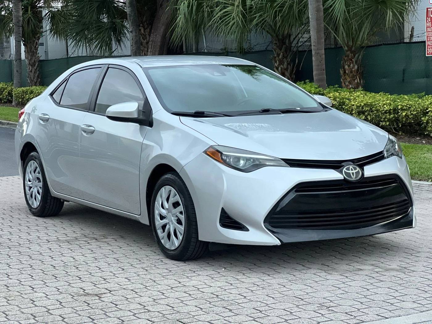 2018 Toyota Corolla LE — Sedan — 131,823 mi — Miami, FL
