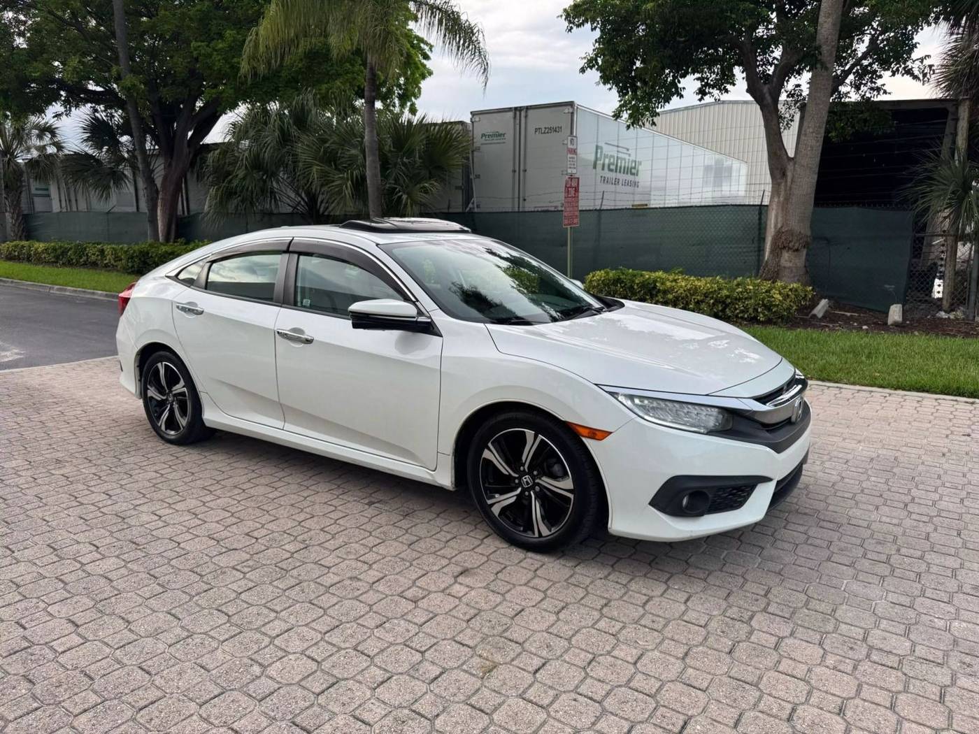 2017 Honda Civic Touring — Sedan — 132,696 mi — Miami, FL