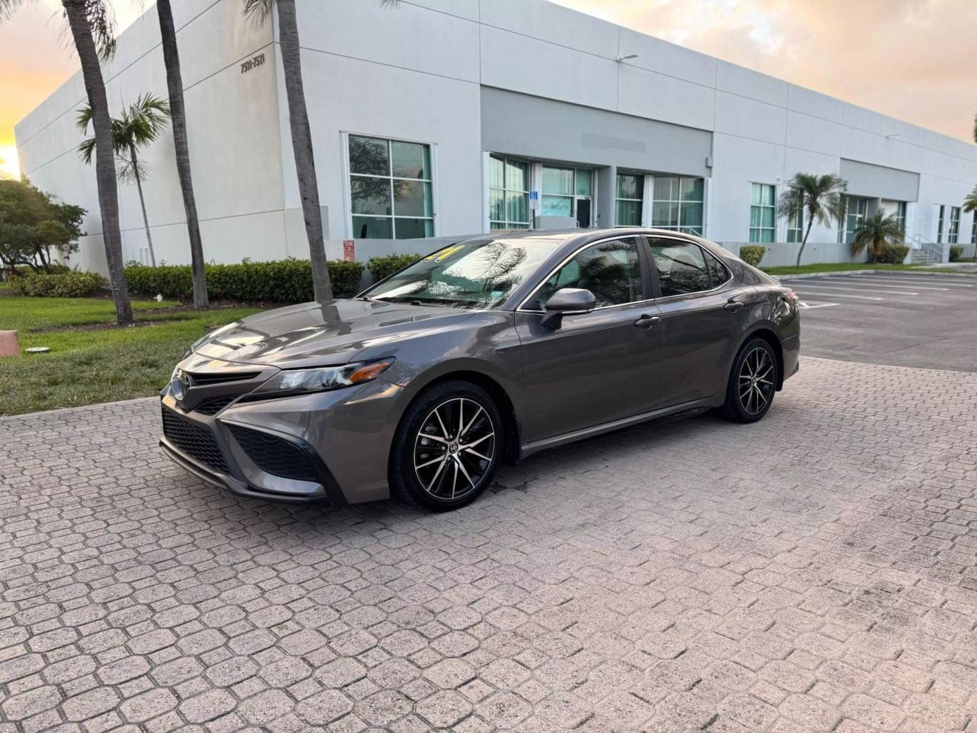 2021 Toyota Camry SE — Sedan — 109,023 mi — Miami, FL