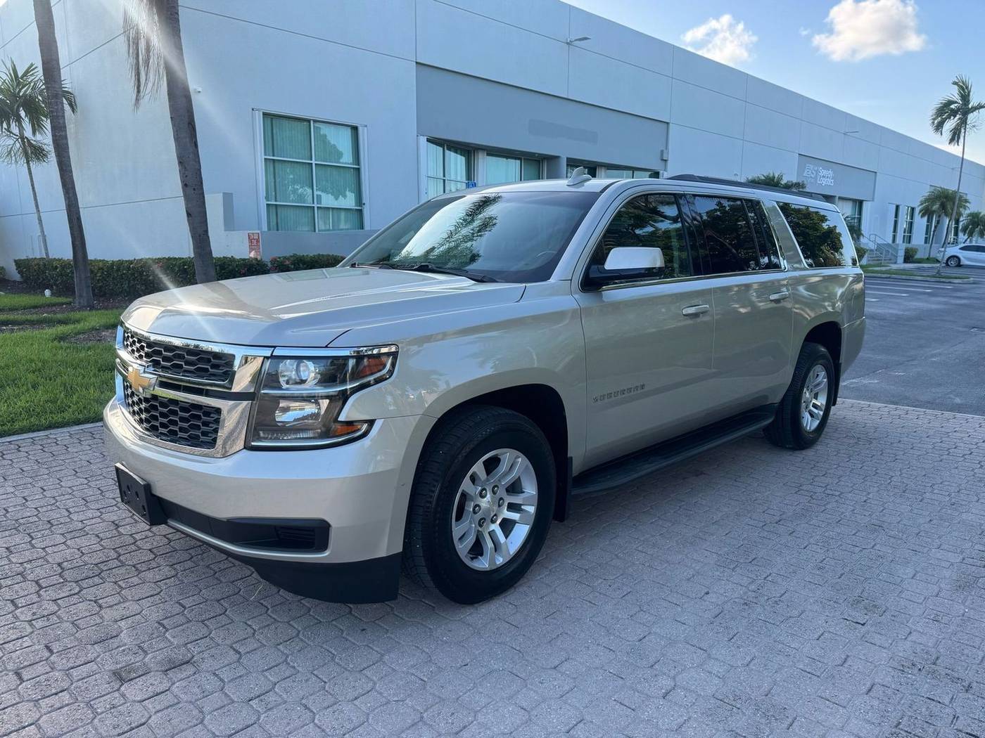 2016 Chevrolet Suburban LS — SUV — 132,486 mi — Miami, FL