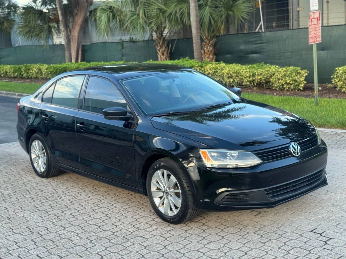 2014 Volkswagen Jetta S — Sedan — 126,000 mi — Miami, FL