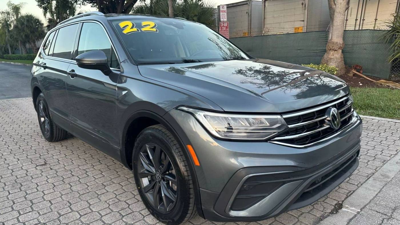 2022 Volkswagen Tiguan SE — SUV — 72,460 mi — Miami, FL