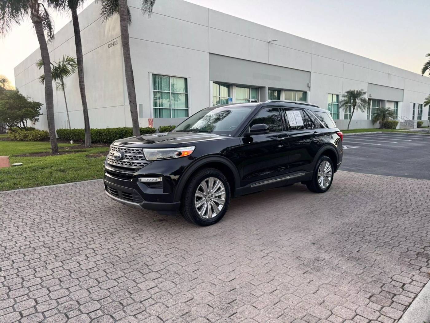 2021 Ford Explorer Limited — SUV — 64,345 mi — Miami, FL