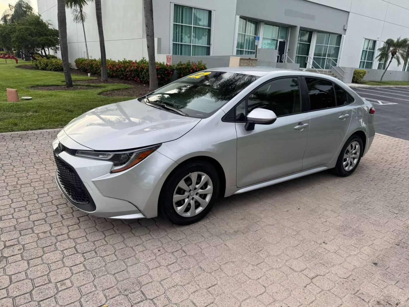 2022 Toyota Corolla LE — Sedan — 43,777 mi — Miami, FL