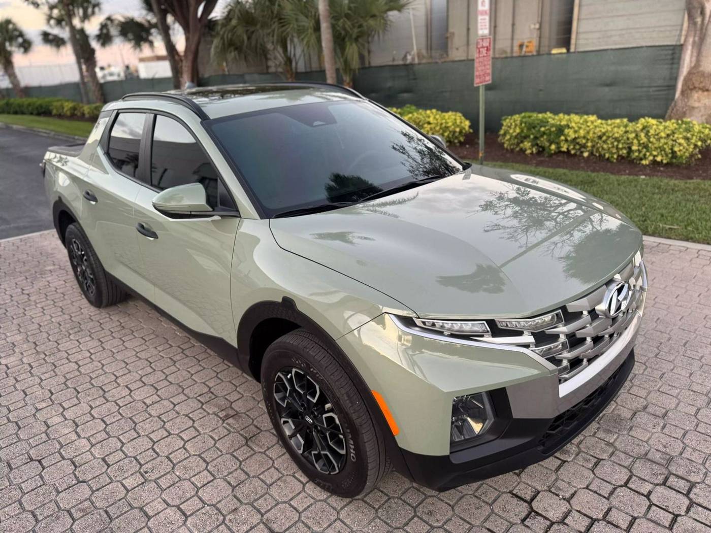 2024 Hyundai Santa Cruz SEL — Pickup Truck — 21,007 mi — Miami, FL