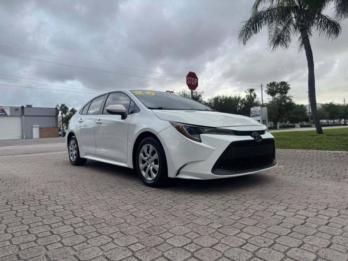 2020 Toyota Corolla LE — Sedan — 86,226 mi — Miami, FL