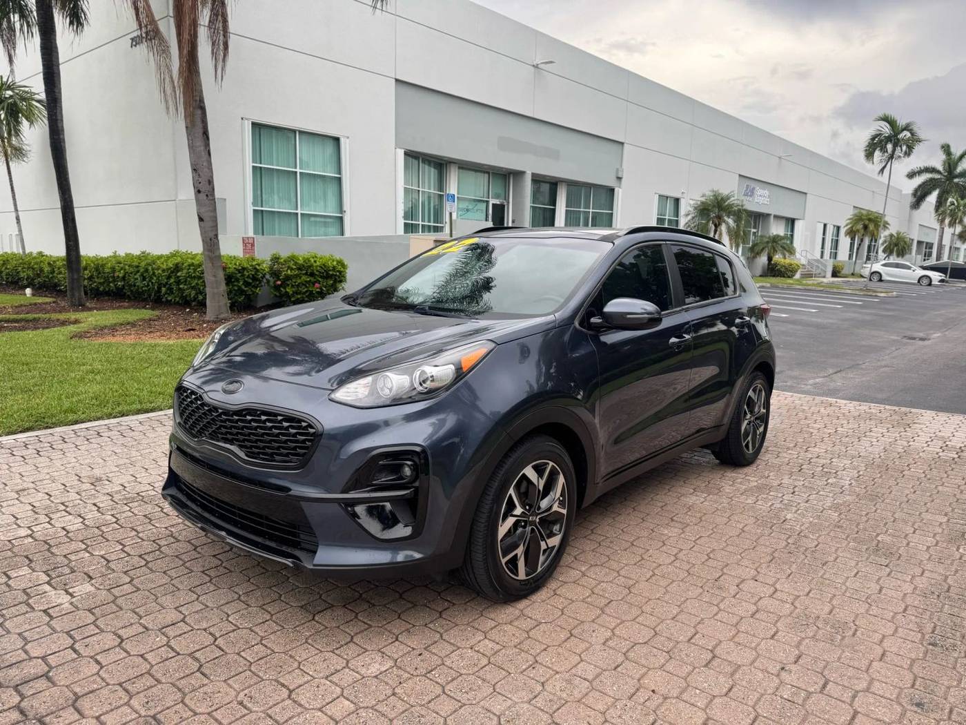 2022 Kia Sportage Nightfall — SUV — 72,806 mi — Miami, FL