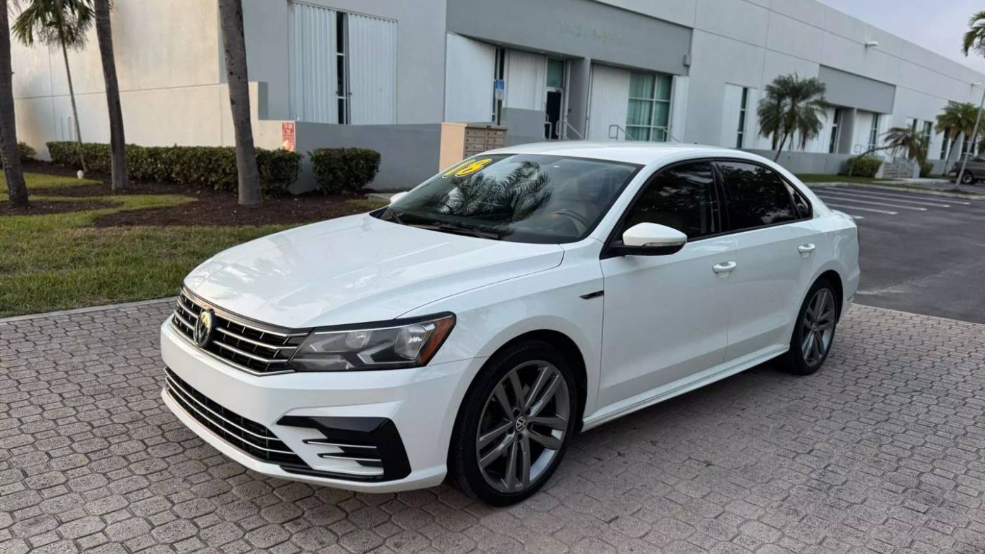 2018 Volkswagen Passat R-Line — Sedan — 81,861 mi — Miami, FL