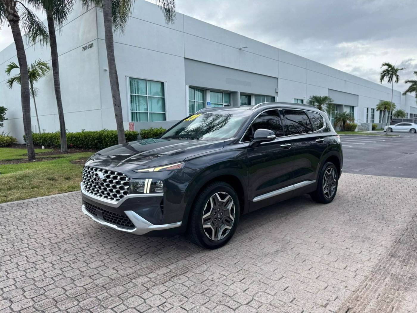 2021 Hyundai Santa Fe Limited — SUV — 88,272 mi — Miami, FL
