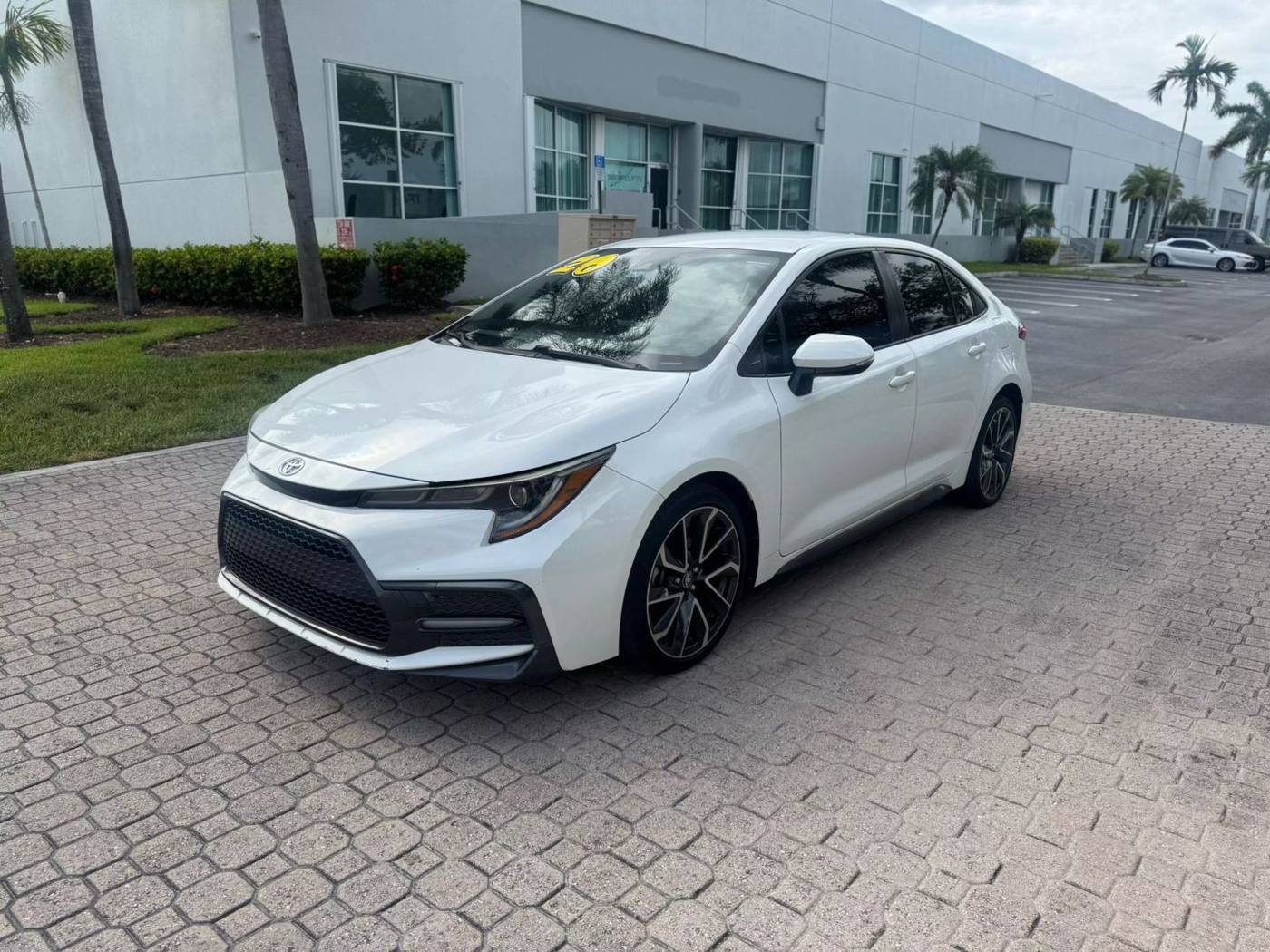 2020 Toyota Corolla SE — Sedan — 80,854 mi — Miami, FL