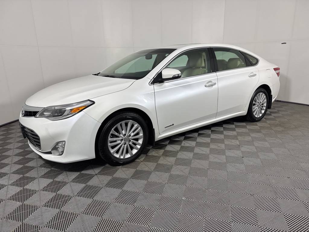2013 Toyota Avalon Hybrid XLE Touring — Sedan — 147,139 mi — Maplewood, MN