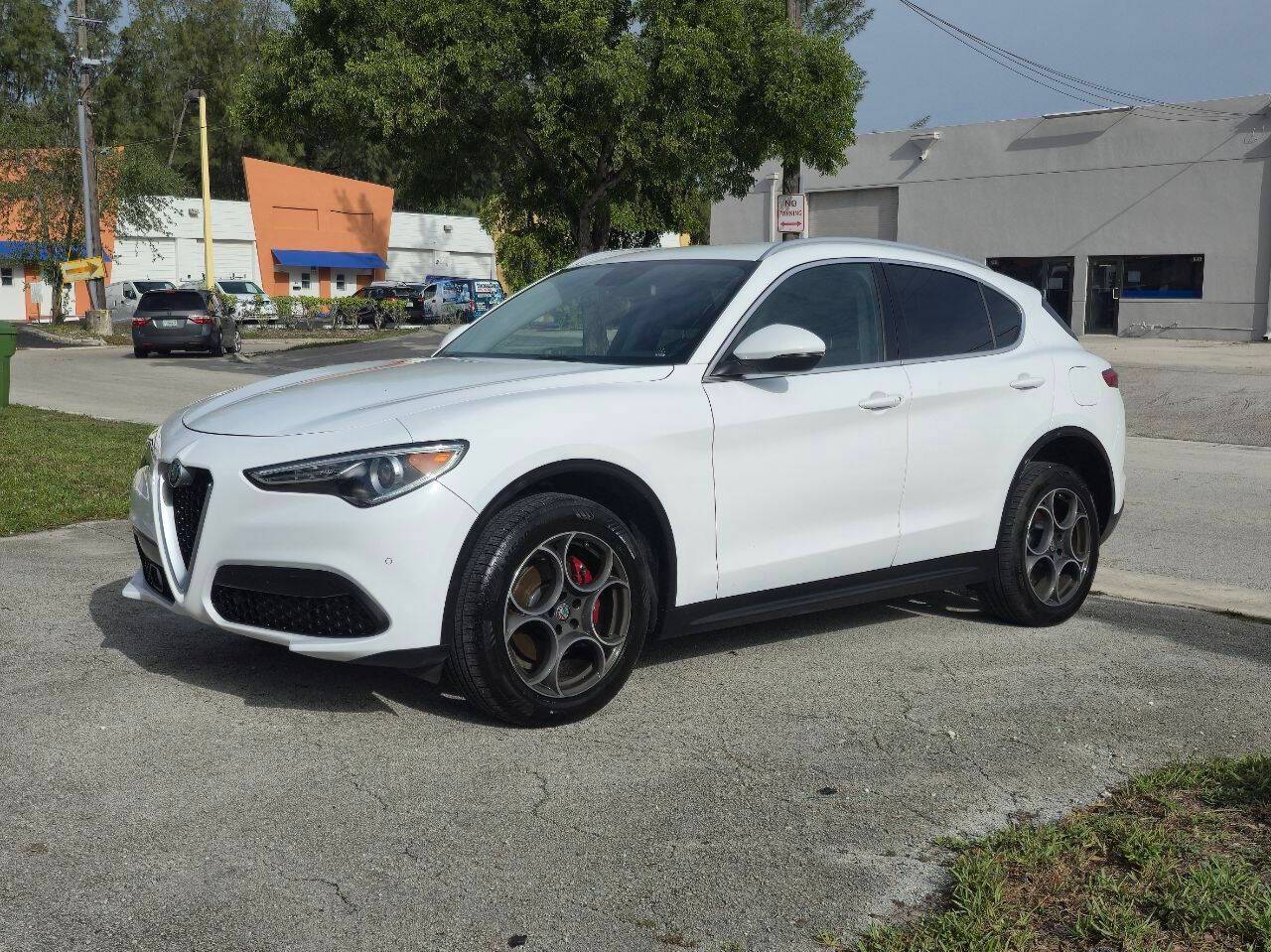 2018 Alfa Romeo Stelvio Standard — SUV — 39,308 mi — Hallandale Beach, FL