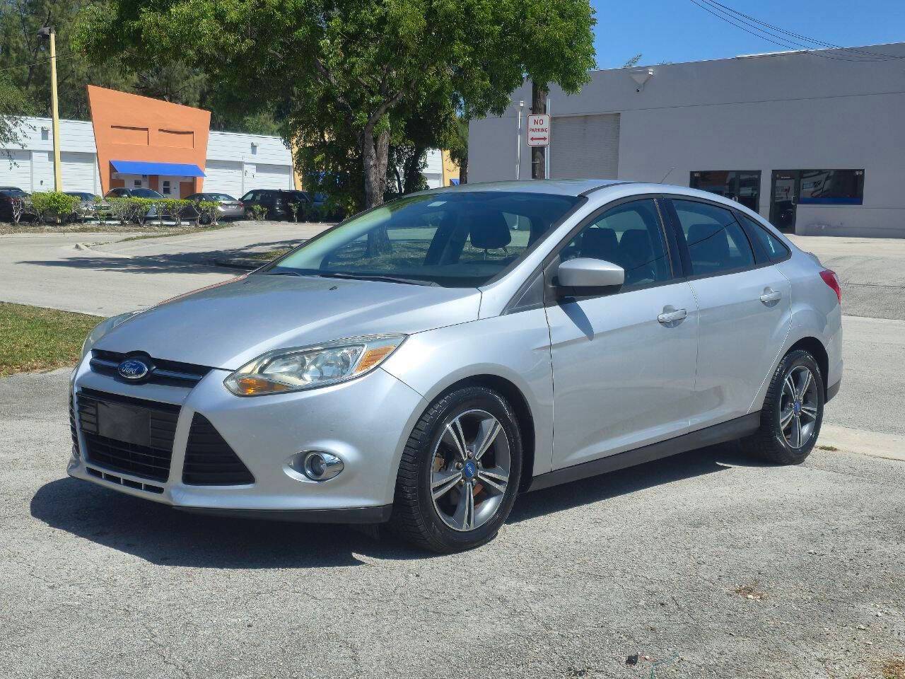 2012 Ford Focus SE — Sedan — 73,606 mi — Hallandale Beach, FL