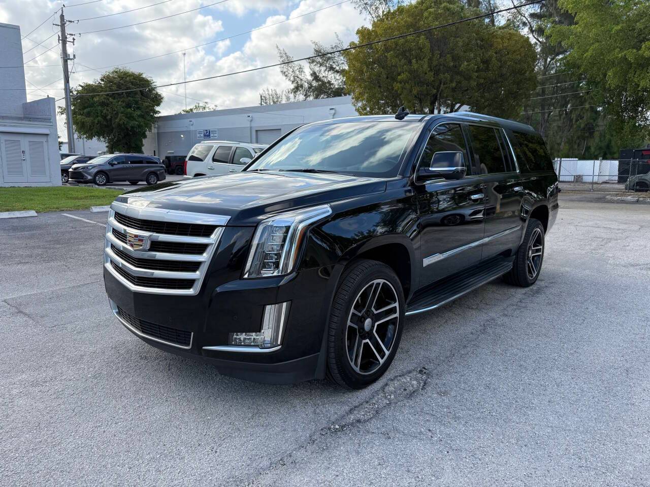 2016 Cadillac Escalade Luxury — SUV — 94,172 mi — Hallandale Beach, FL