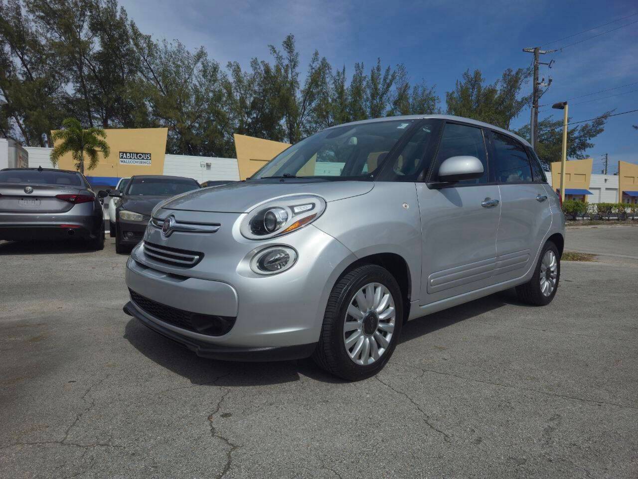 2014 FIAT 500L Easy — Hatchback — 69,604 mi — Hallandale Beach, FL