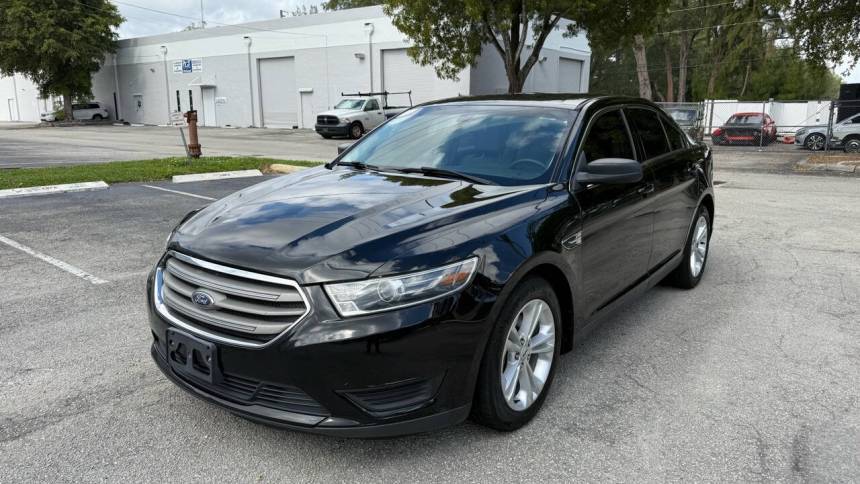 2018 Ford Taurus SE