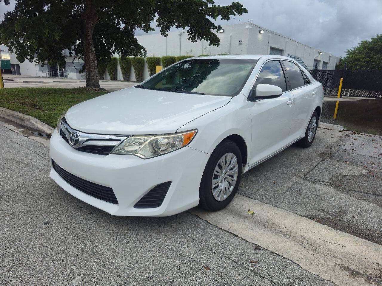 2012 Toyota Camry LE — Sedan — 53,153 mi — Hallandale Beach, FL