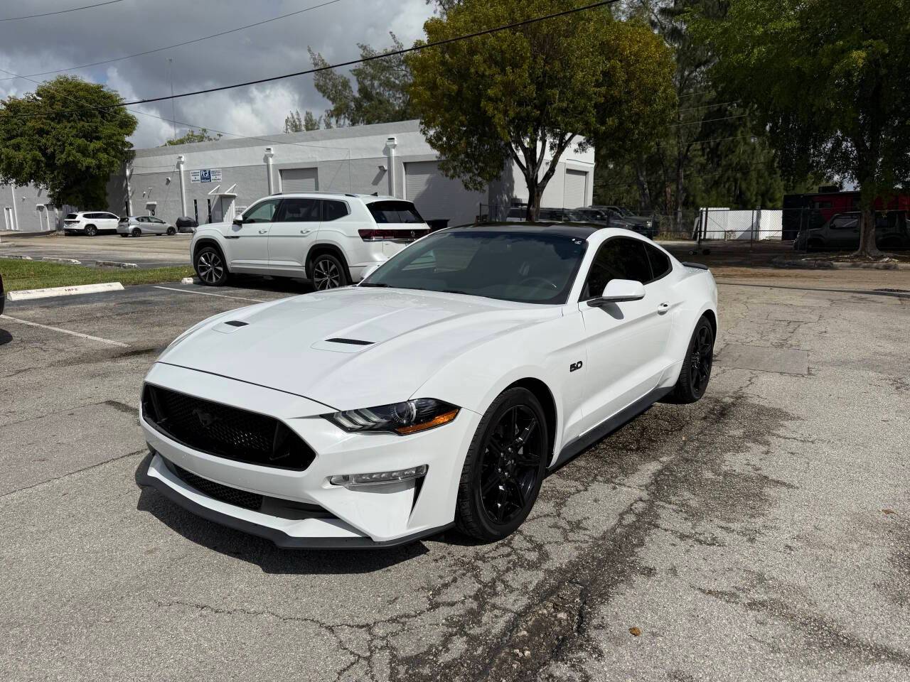2019 Ford Mustang GT — Coupe — 54,560 mi — Hallandale Beach, FL
