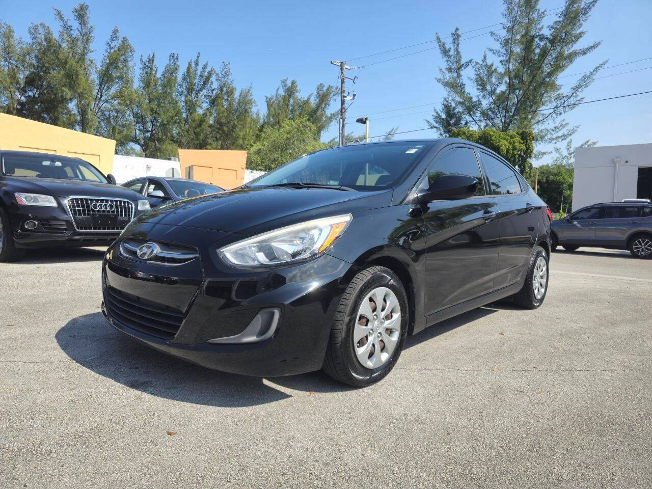 2016 Hyundai Accent SE — Sedan — 79,665 mi — Hallandale Beach, FL