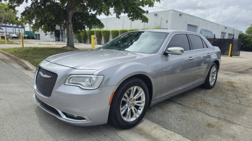 2016 Chrysler 300 C