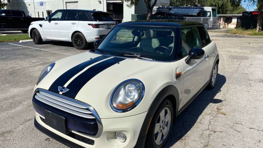 2015 MINI Hardtop Cooper — Hatchback — 83,512 mi — Hallandale Beach, FL