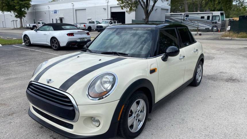 2016 MINI Hardtop Cooper — Hatchback — 91,359 mi — Hallandale Beach, FL