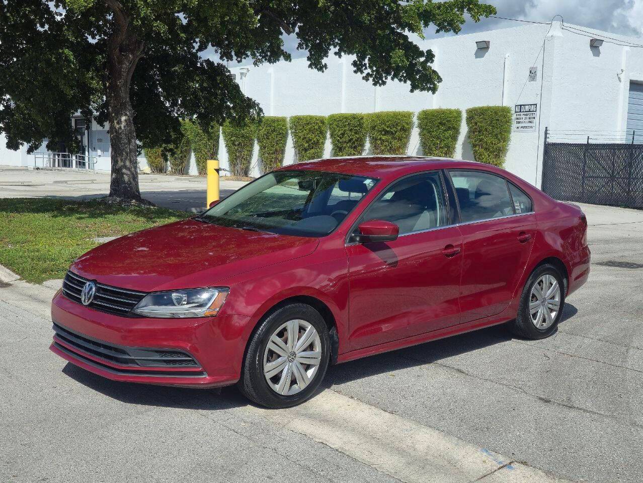 2017 Volkswagen Jetta 1.4T S — Sedan — 17,404 mi — Hallandale Beach, FL