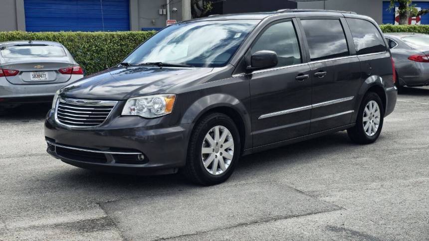 2015 Chrysler Town & Country Touring — Minivan — 88,623 mi — Hallandale Beach, FL