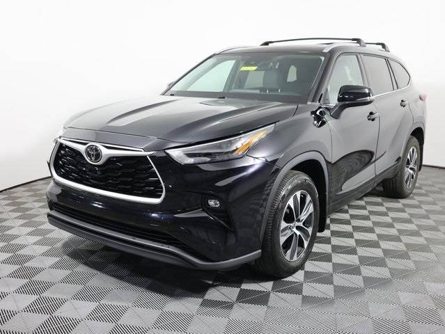 2022 Toyota Highlander XLE — SUV — 42,637 mi — Louisville, KY