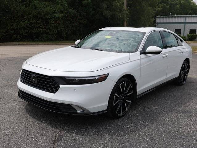 2024 Honda Accord Hybrid Touring — Sedan — 11,367 mi — Louisville, KY