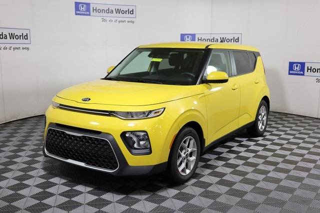 2020 Kia Soul S — Hatchback — 17,799 mi — Louisville, KY