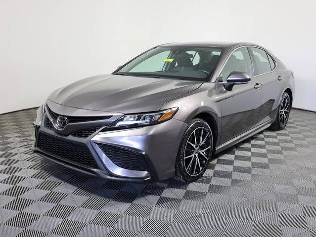 2024 Toyota Camry SE — Sedan — 41,817 mi — Louisville, KY