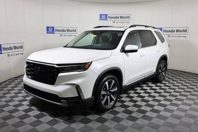 2023 Honda Pilot Touring — SUV — 33,787 mi — Louisville, KY