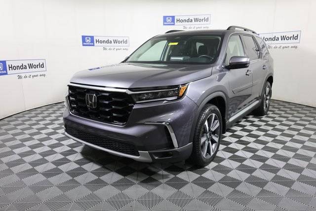 2024 Honda Pilot Touring — SUV — 11,711 mi — Louisville, KY