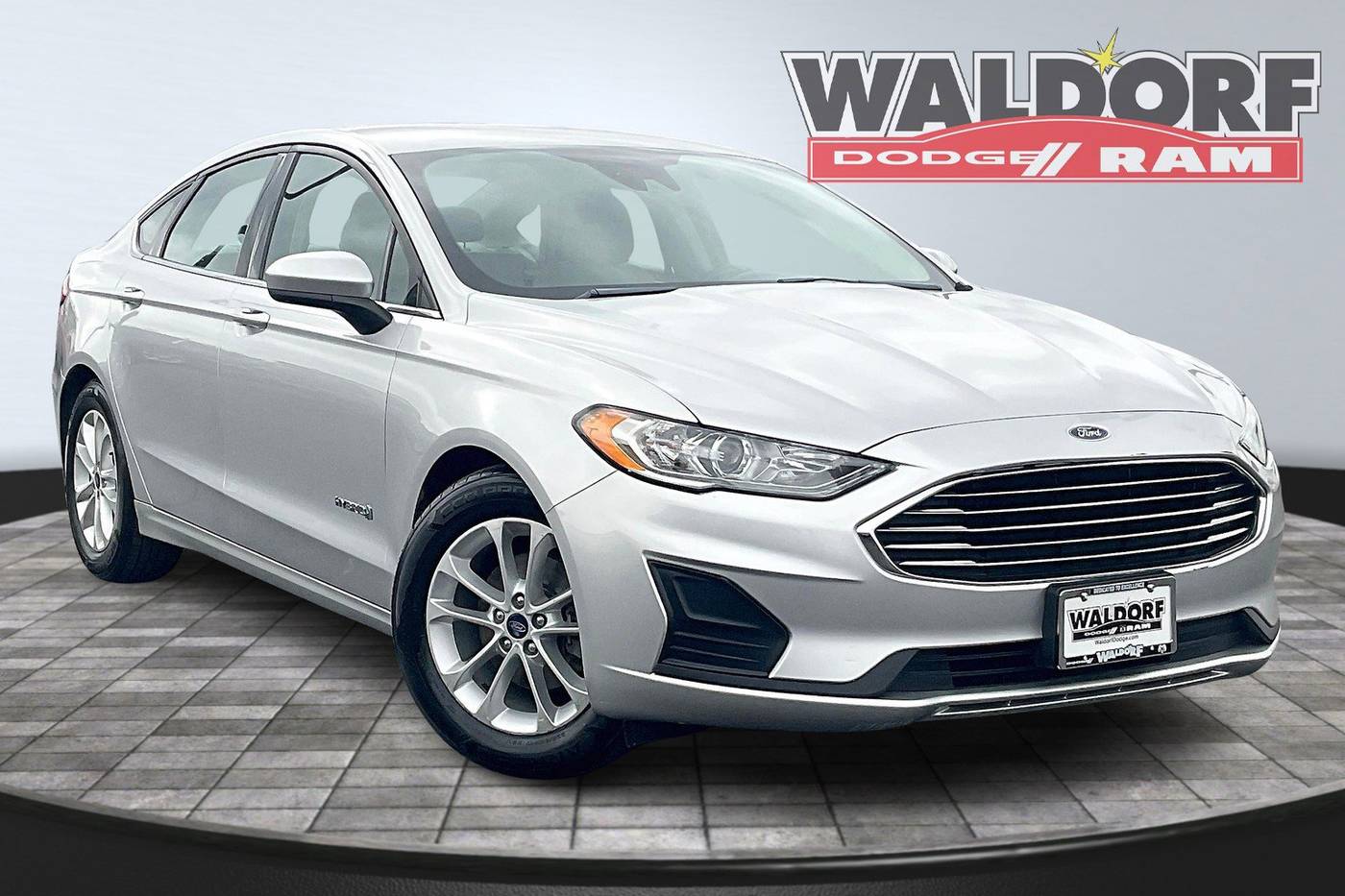 2019 Ford Fusion Hybrid SE — Sedan — 69,625 mi — Waldorf, MD