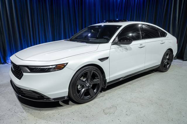 2025 Honda Accord Hybrid Sport-L — Sedan — 8,909 mi — Peoria, AZ