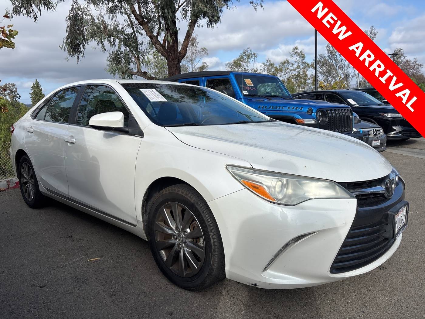 2016 Toyota Camry XLE — Sedan — 122,390 mi — Escondido, CA