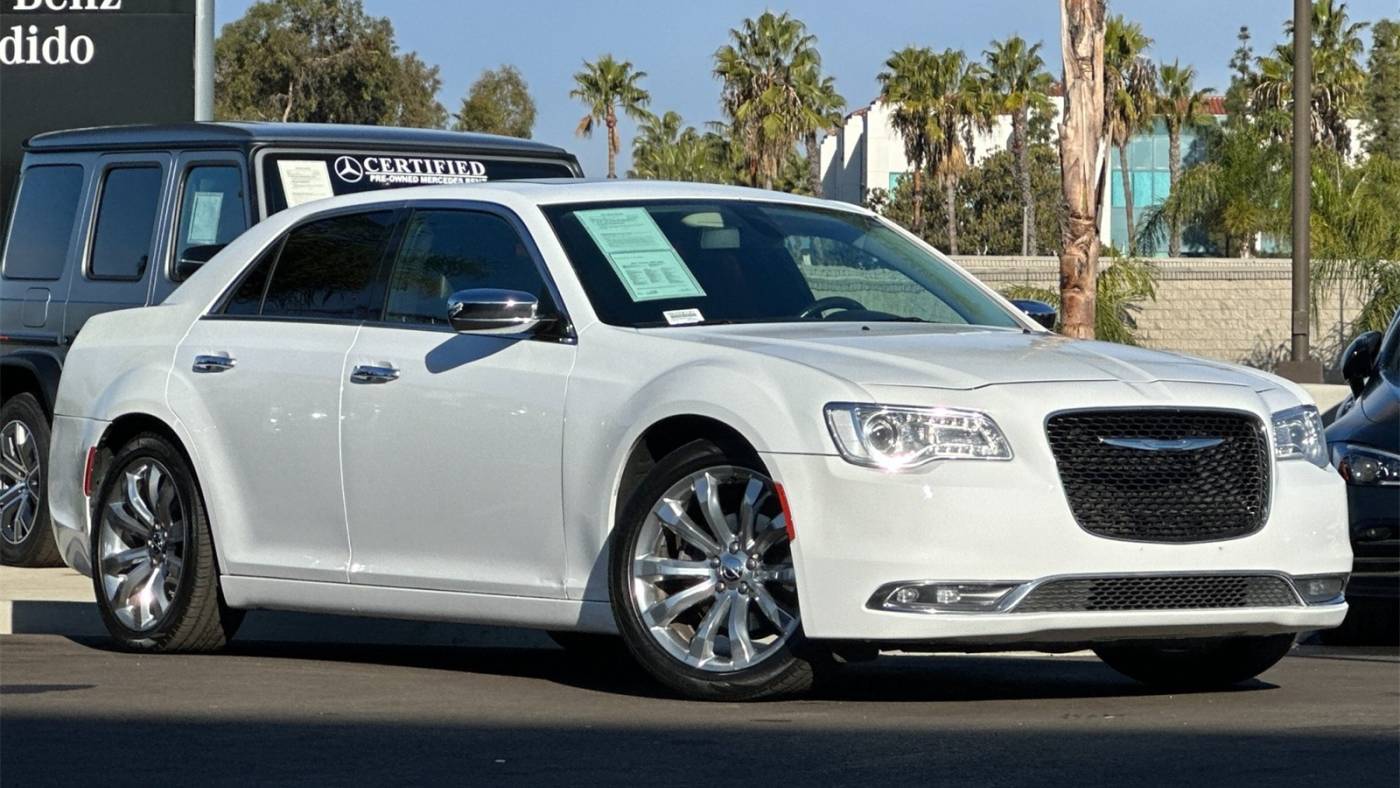 2017 Chrysler 300 C — Sedan — 105,829 mi — Escondido, CA