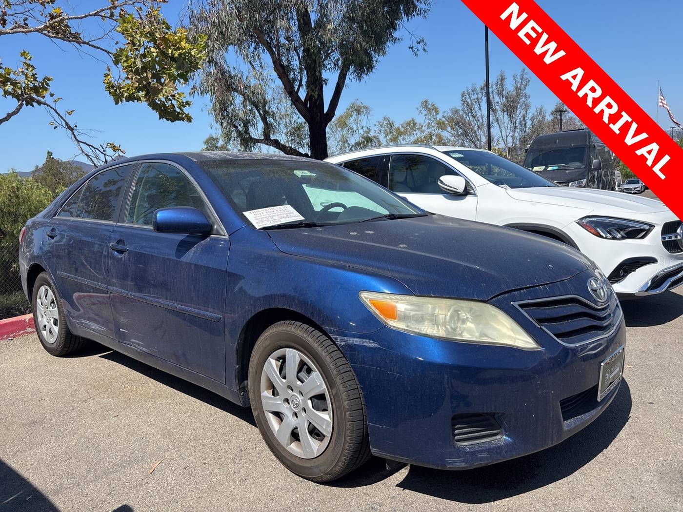 2011 Toyota Camry LE — Sedan — 118,458 mi — Escondido, CA