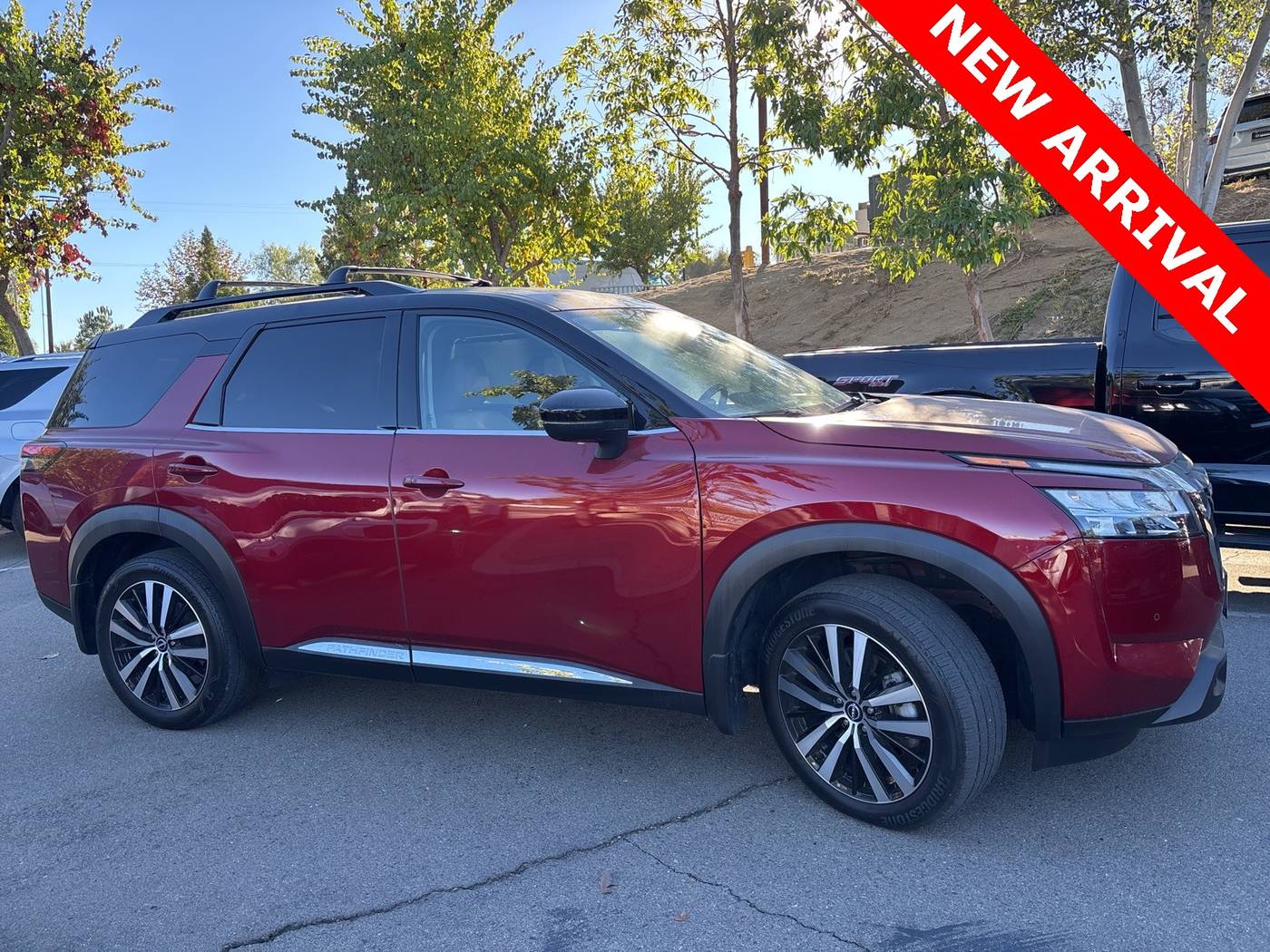 2023 Nissan Pathfinder Platinum — SUV — 34,843 mi — Escondido, CA