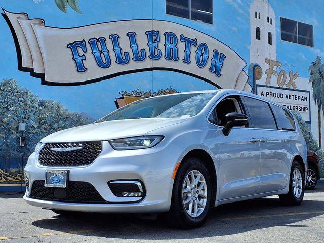 2024 Chrysler Pacifica