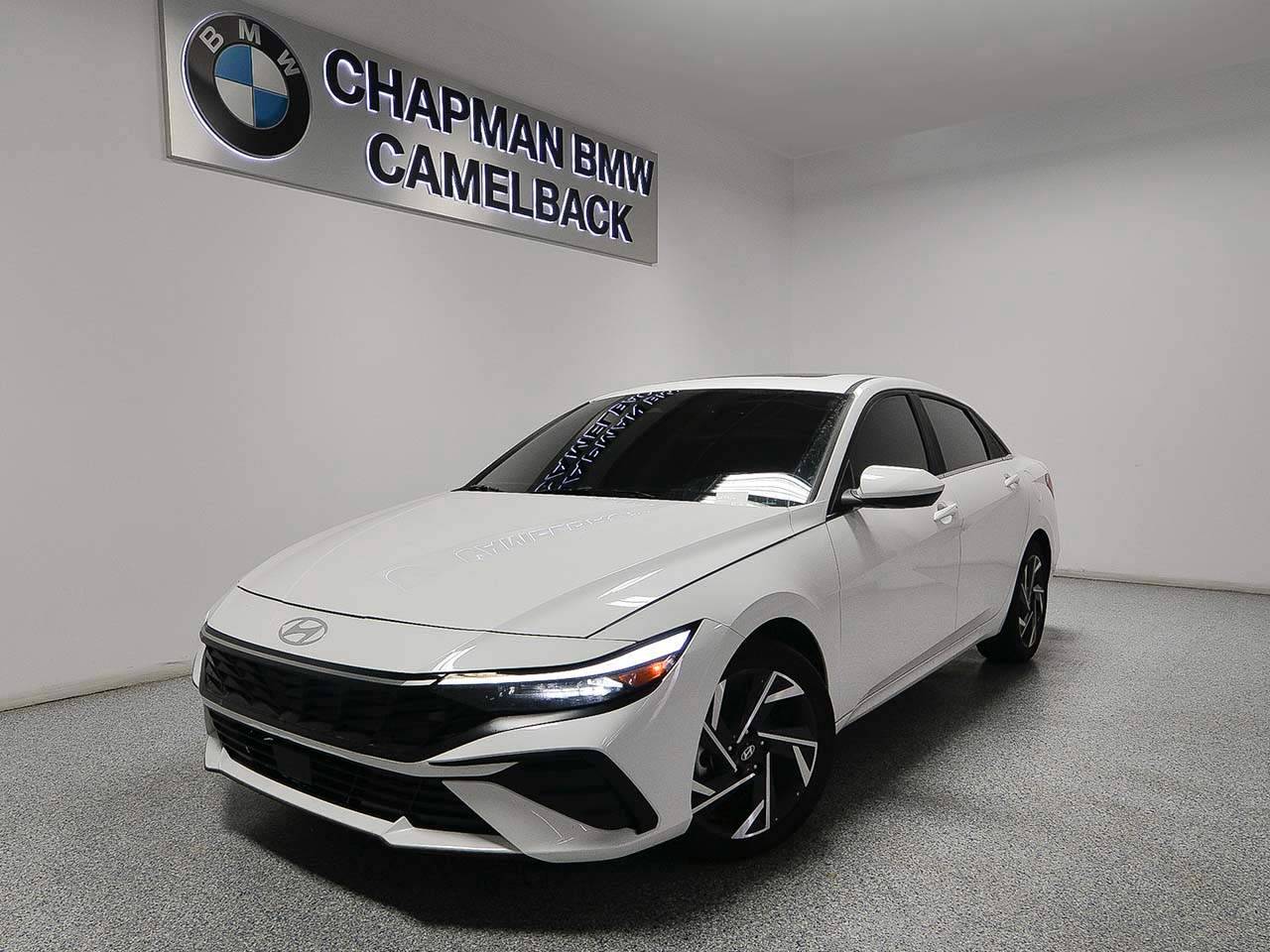 2024 Hyundai Elantra SEL — Sedan — 15,800 mi — Phoenix, AZ