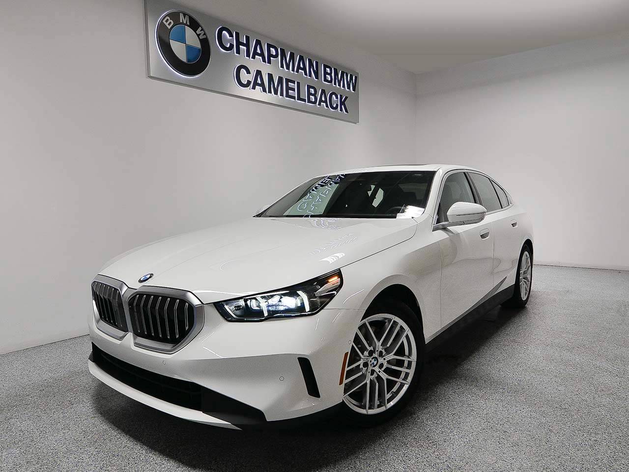 2025 BMW 5 Series 530i — Sedan — 5,001 mi — Phoenix, AZ