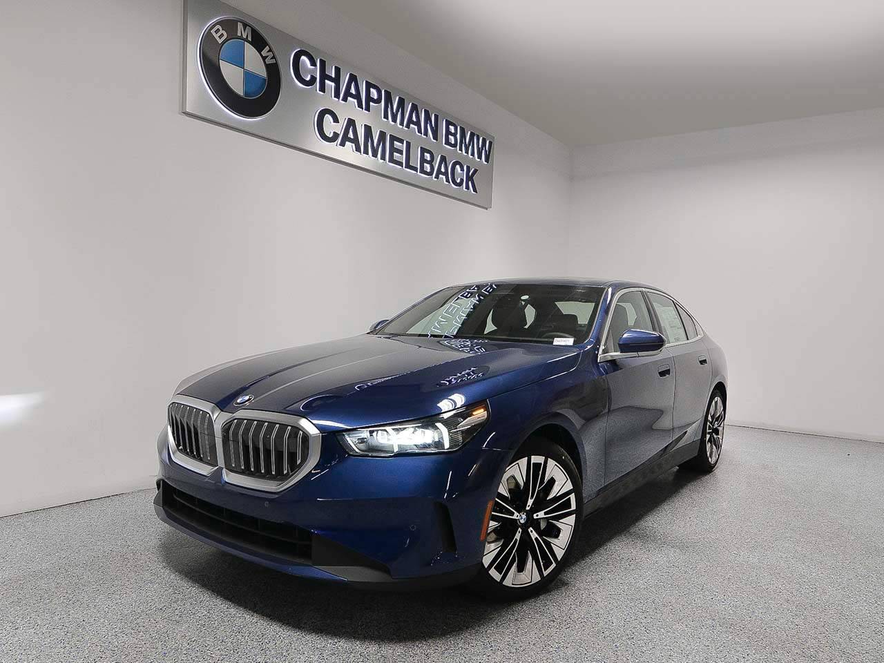 2025 BMW 5 Series 530i — Sedan — 5,001 mi — Phoenix, AZ