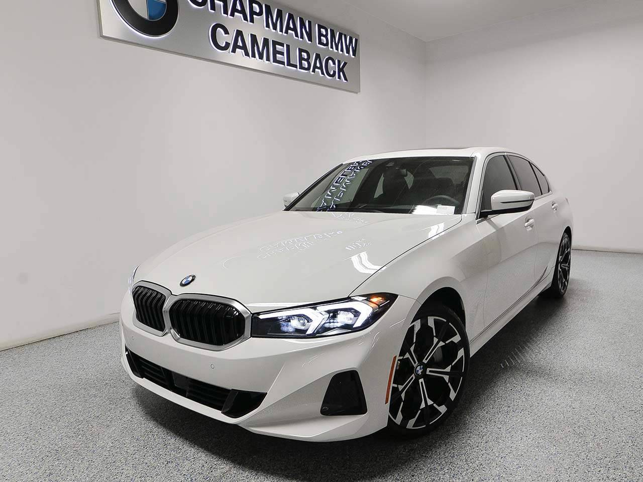 2025 BMW 3 Series 330i — Sedan — 5,001 mi — Phoenix, AZ