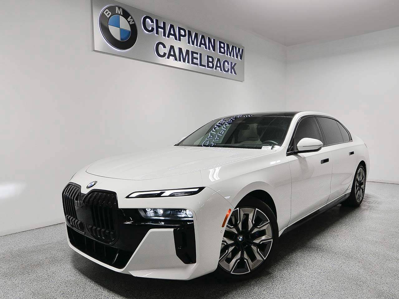 2023 BMW 7 Series 740i — Sedan — 10,648 mi — Phoenix, AZ
